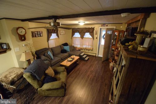 38 Haven St, Schuylkill Haven, PA 17972-1146