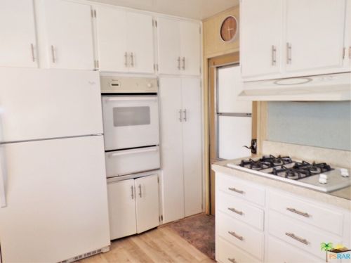 69370 Poolside Dr, Desert Hot Springs CA  92241-8727 exterior