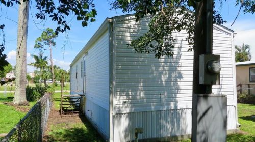 10435 Wood Smoke St, Saint James City FL  33956-3238 exterior