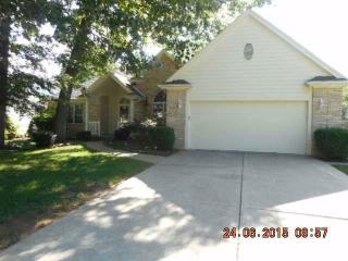 5858 Live Oak Dr, Toledo, OH 43613-5645