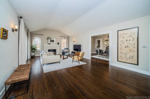 3017 Goldsmith St, San Diego CA  92106-1416 exterior