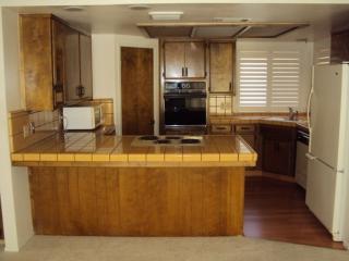 3733 Hillsdale Ave, Visalia CA  93291-5560 exterior