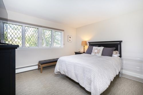 26 Little Hbr Rd, Cohasset MA  02025-1118 exterior