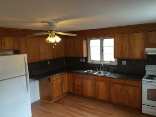 153 Wetherell St, Manchester CT  06040-6409 exterior