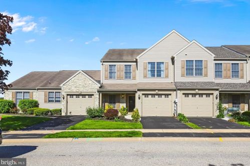 1902 Limestone Dr, Hummelstown, PA 17036-7023