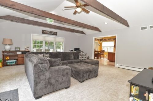 36 Old Milford Ln, West Milford Lakes NJ  07480-1123 exterior