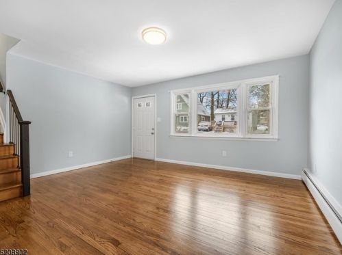 9 Rutgers Way, Hopatcong NJ  07843-1231 exterior