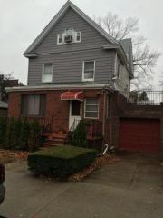 884 13th St, Brooklyn, NY 11230-2914