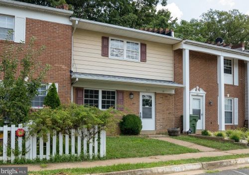 809 Anvil Rd, Fredericksburg, VA 22405-1217