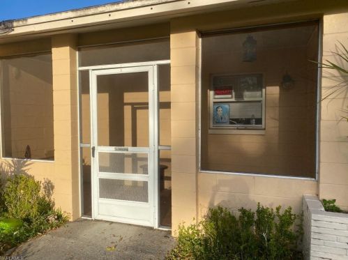 212 Jefferson Dr, Lehigh Acres, FL 33936-6228