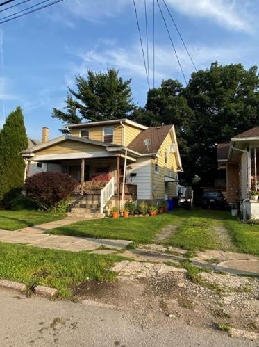 1017 Winslow Ave, New Castle, PA 16101-4309