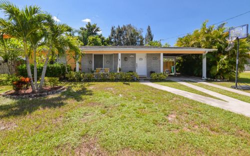 104 Naranja Ave, Fort Pierce, FL 34983-8446