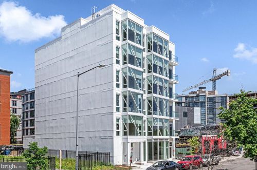 923 V St, Washington, DC 20001-4025