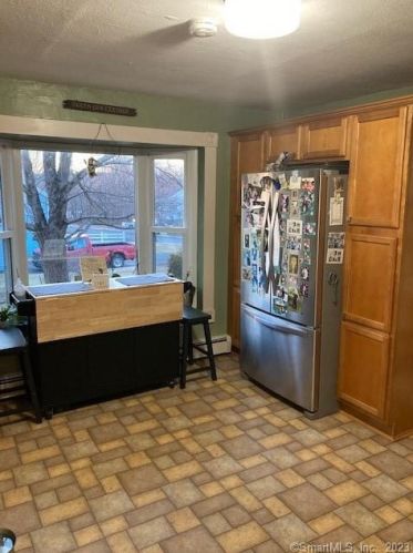 29 Highland Ave, Litchfield CT  06750-1708 exterior