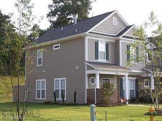 5908 Fox Ridge Ln, Winston Salem, NC 27104-3388