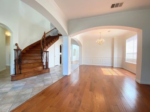 4525 Hawkhurst Dr, Plano TX  75024-7347 exterior