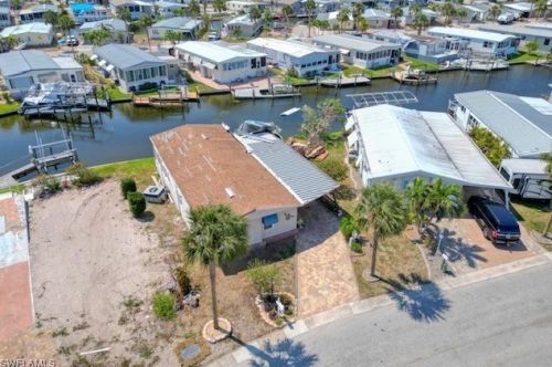 17670 Bryan Ct, Fort Myers Beach FL  33931-7103 exterior