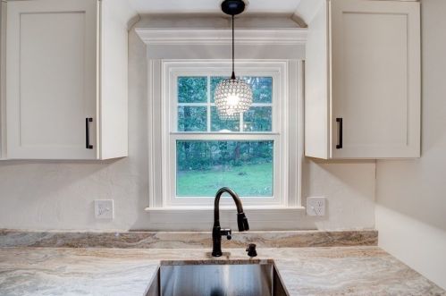 38 Eldor Dr, Walpole MA  02071-1020 exterior