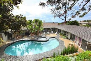 2490 Monaco Dr, Laguna Beach, CA 92651-1007