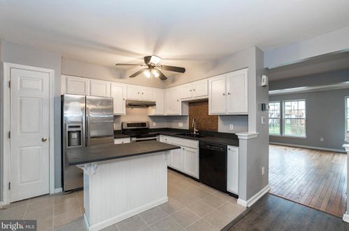 412 Green Hill Rd, Parkesburg PA  19365-9190 exterior