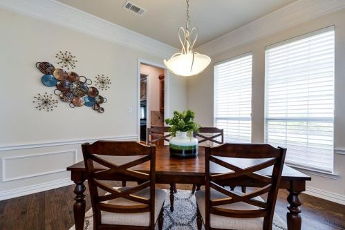 4604 Deer Valley Ln, Richardson TX  75082-3872 exterior