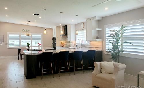 15371 Summer Lake Dr, Delray Beach, FL 33446-3454
