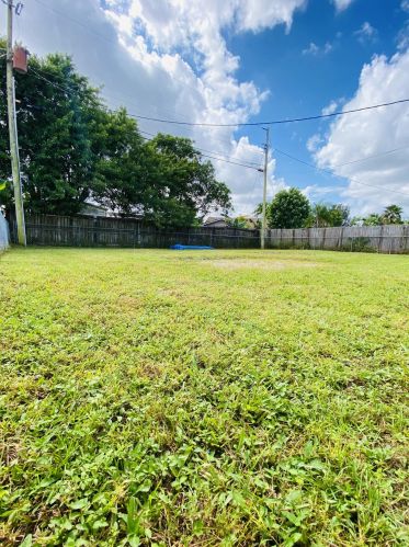 11848 Balsam Dr, West Palm Beach FL  33411-7608 exterior