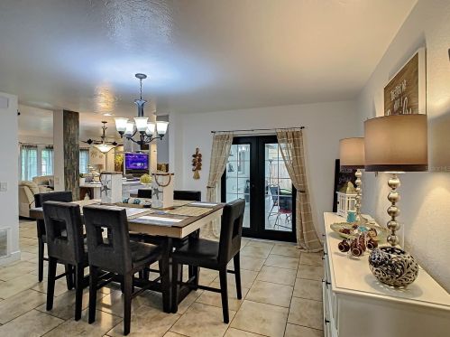 2425 Franklin Dr, Kissimmee FL 34744-2725 exterior