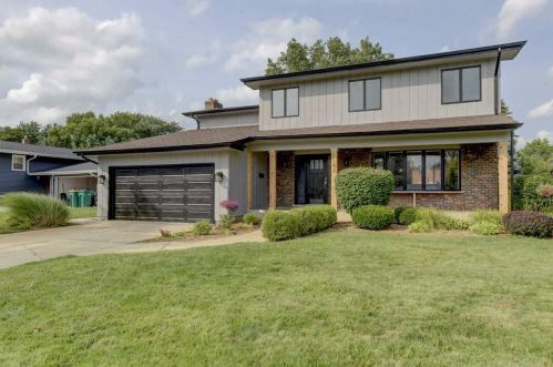 1143 Azalea Dr, Hammond, IN 46321-3608