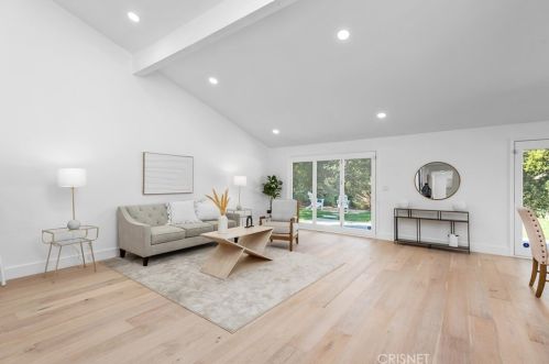 4455 Park Alisal, Calabasas CA  91302-1757 exterior