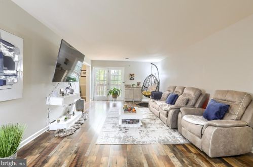 730 Sterling Ct, West Enola PA  17025-2655 exterior