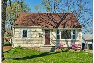 4018 69th St, Des Moines, IA 50322-2610