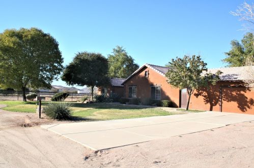 436 Triboulet Ln, San Tan Valley, AZ 85143-6061