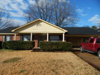 3868 Kerwood Ave, Memphis TN  38128-6716 exterior
