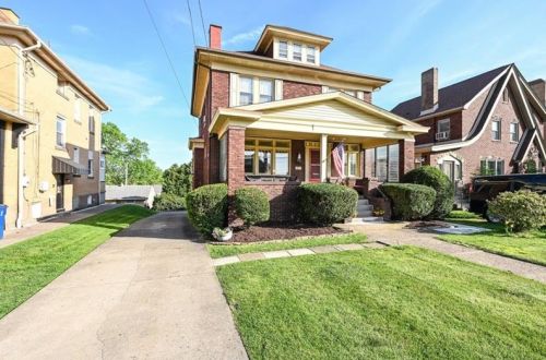 3851 Brownsville Rd, Pittsburgh, PA 15227-3551