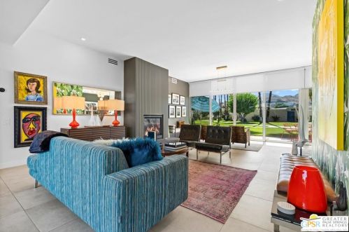 320 Desert Lakes Dr, Palm Springs CA  92264-5514 exterior
