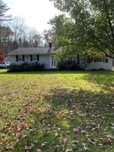 16 Boehmler Rd, Sparrowbush, NY 12780-5500