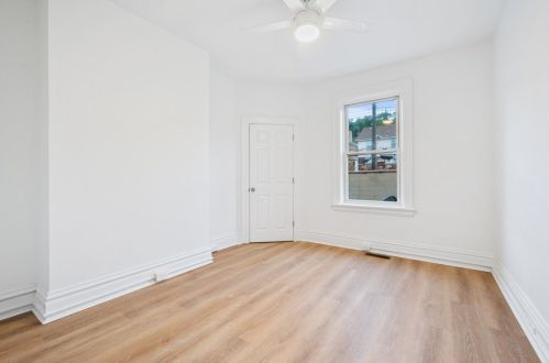 1211 Jancey St, Pittsburgh PA  15206-1146 exterior