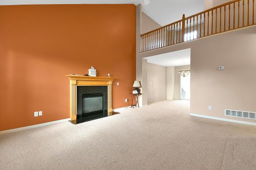 643 Keltonhurst Dr, Pataskala OH 43062-7363 exterior