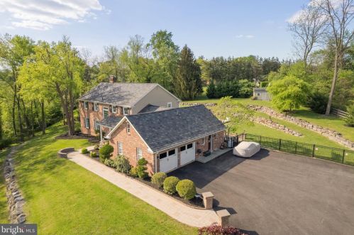 4105 Goshen Rd, Newtown Square, PA 19073-1608