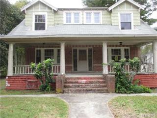 805 Main St, Killingly CT  06239-1402 exterior