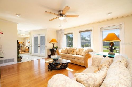 2173 67th Ave, Saint Petersburg, FL 33712-5812