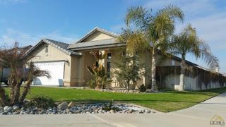 2900 Silver Shore Ln, Bakersfield, CA 93313-5493