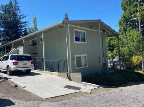 155 Lucas Ln, Grass Valley, CA 95945-7317
