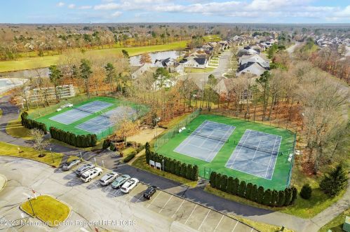 58 Baltusrol Dr, Jackson Twp NJ  08527-4012 exterior