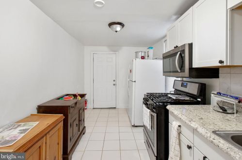 1011 Division St, Trenton NJ  08611-1014 exterior