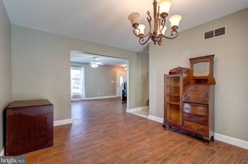 1942 Bergdoll Ave, Boothwyn PA 19061-2618 exterior