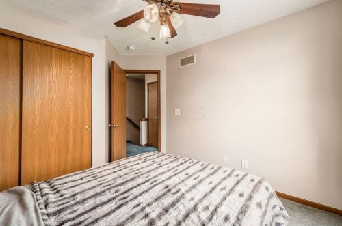 704 Osborn Dr, Pataskala OH  43062-7444 exterior