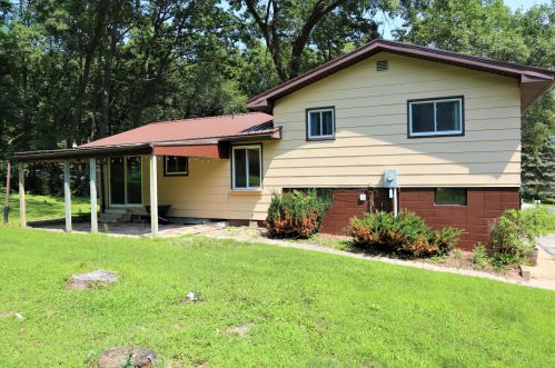 15232 Hercules Rd, Tomah, WI 54660-6841