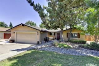 3417 Humphrey Rd, Loomis, CA 95650-9075